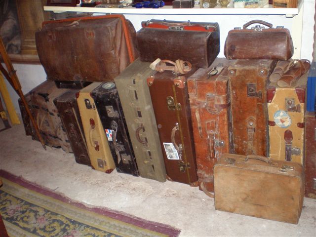 Conjuntos de maletas y maletines antiguos